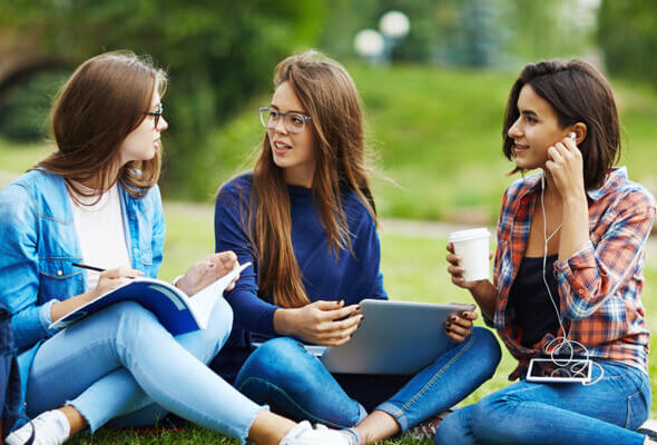 home-university-about-image-02